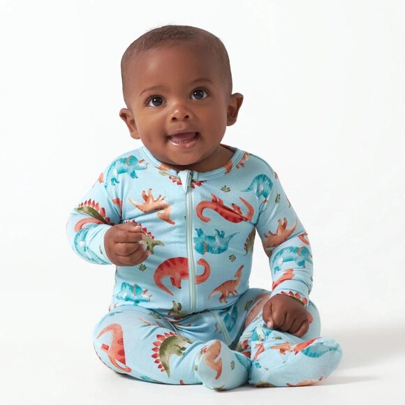 Gerber Baby Snugosaurous Buttery Soft Viscose Snug Fit Footed Pajamas Size 0-3M - Picture 1 of 10